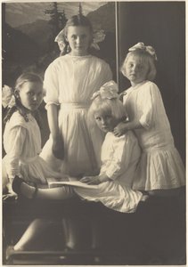 Vier junge Mädchen